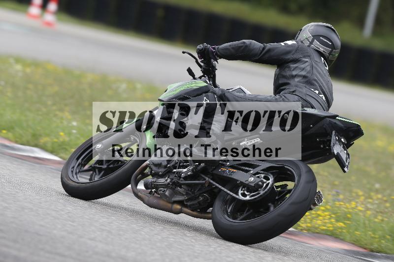 Archiv-2025/37 28.07.2025 Dunlop Ride und Test Day ADR/Einsteiger gruen/6